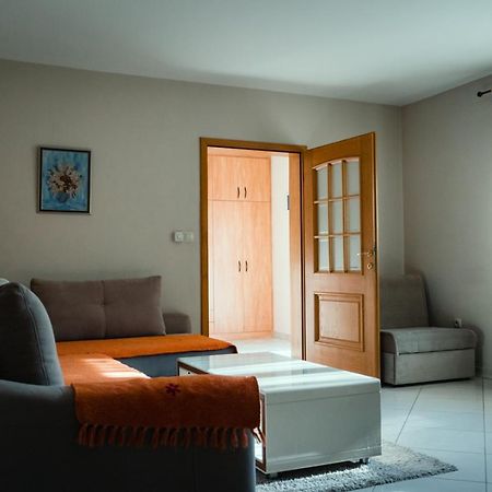 Holiday Home Rozic - Villa With Private Seasonal Heated Pool 모스타르 외부 사진