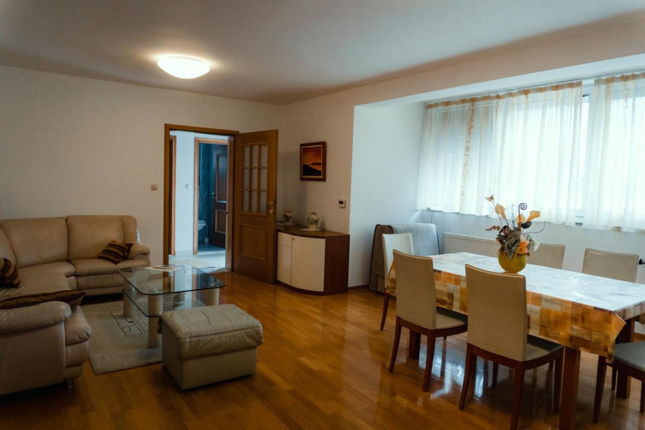 Holiday Home Rozic - Villa With Private Seasonal Heated Pool 모스타르 외부 사진