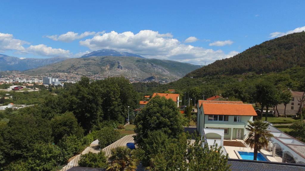 Holiday Home Rozic - Villa With Private Seasonal Heated Pool 모스타르 외부 사진